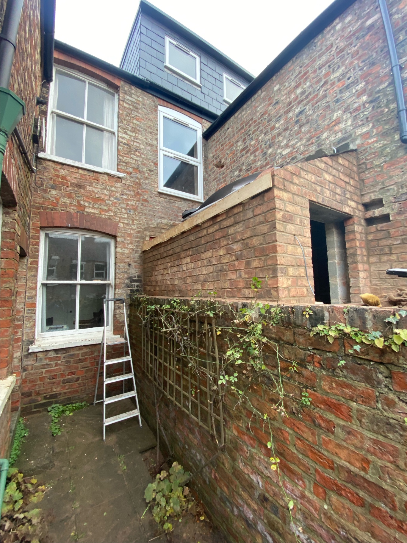 Brickwork extension exterior matched to original Victorian house in Cambridgeshire